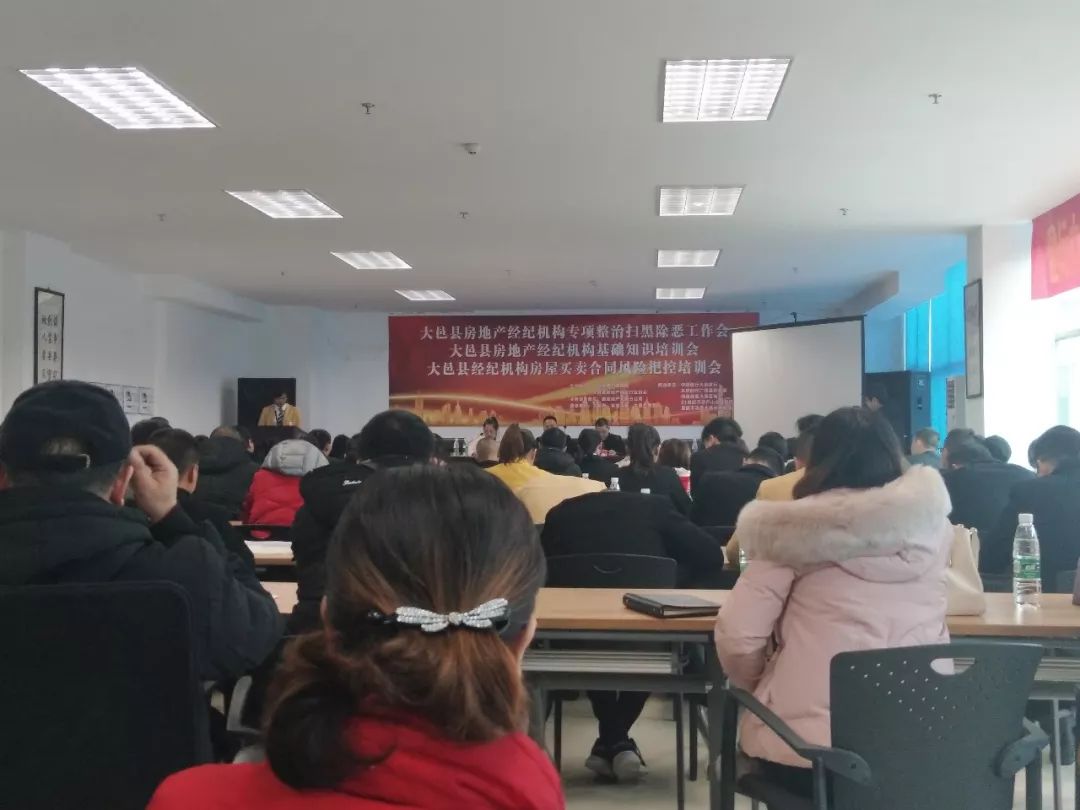 最新公积金提取代办中介上海方法分析(最方便真实的丽江上海公积金代办提取业务方法)